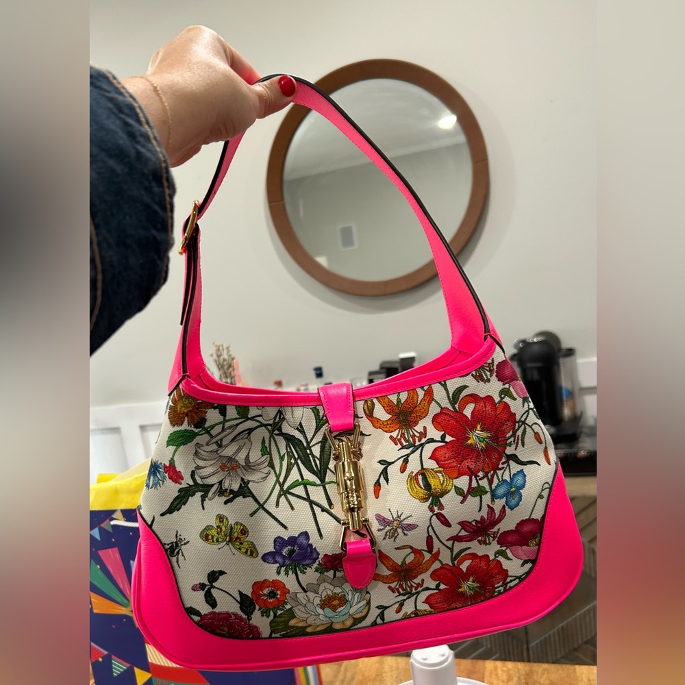 Gucci Jackie